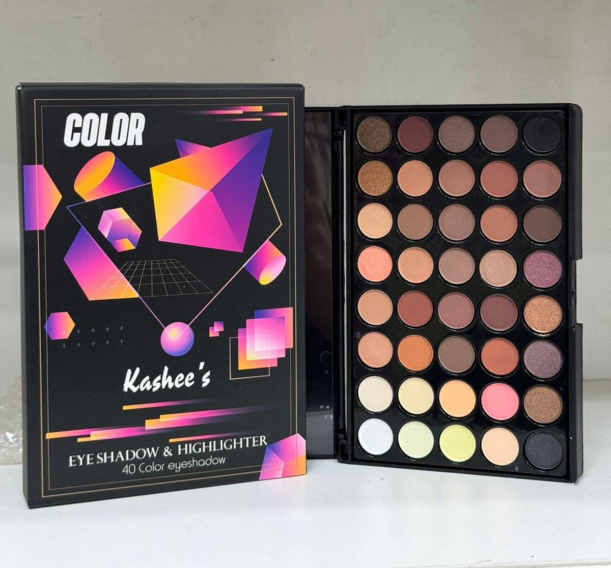 Kashee’s Eyeshadow Palette