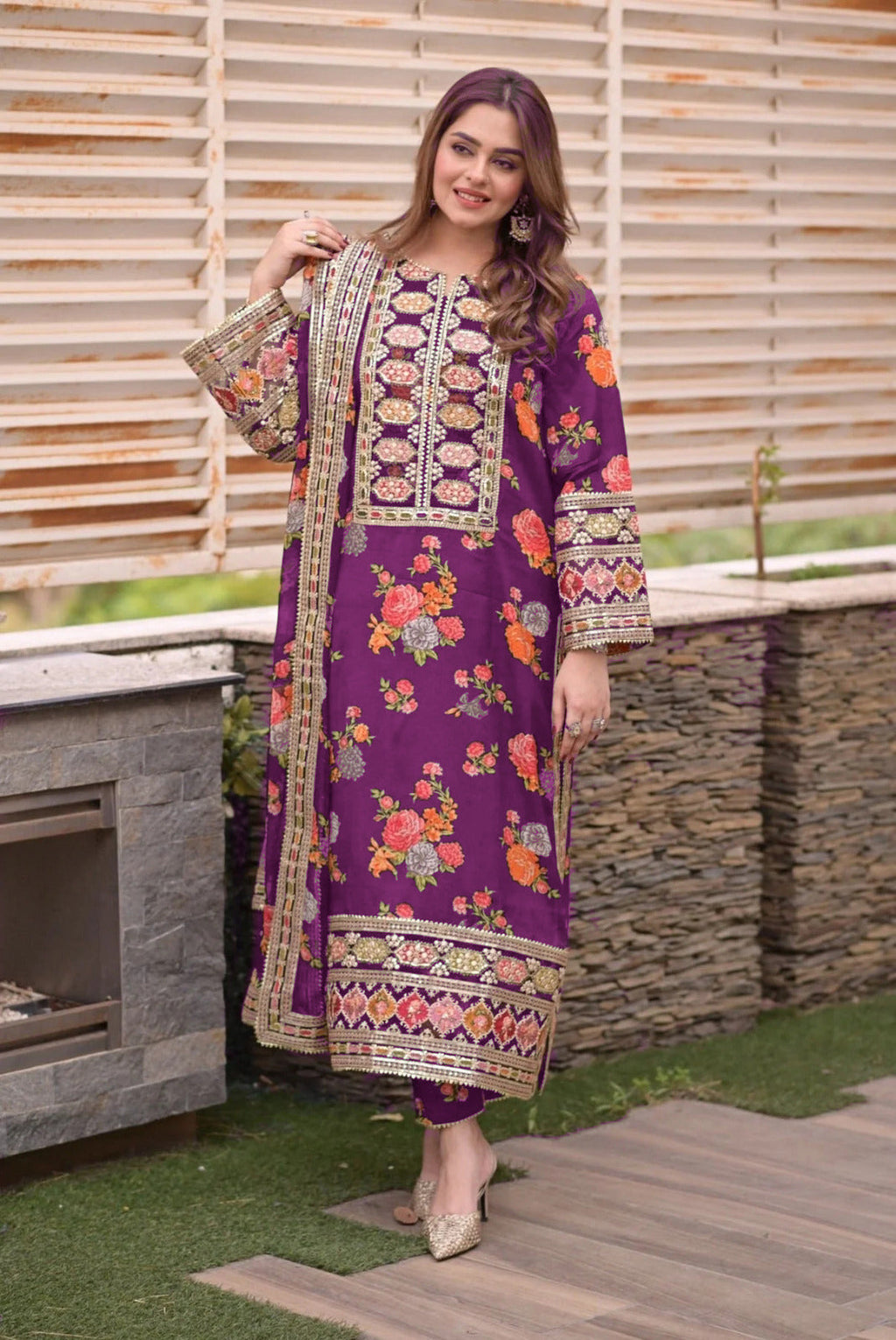 Ahmozi Aneela’s Collection