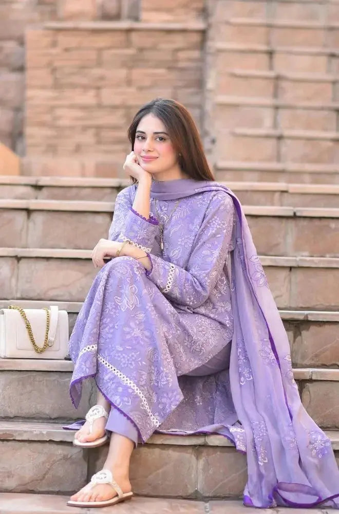 Bareeze 3 Piece Winter Collection